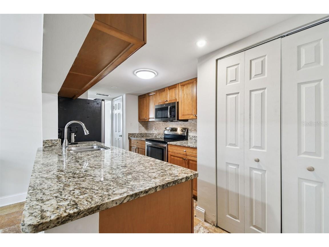 106 S Lauber Way Tampa FL 33609 TB8435915 image11