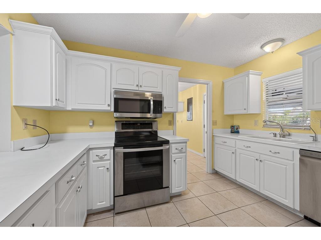 106 Silverbell Court Sun City Center FL 33573 TB8522585 image17
