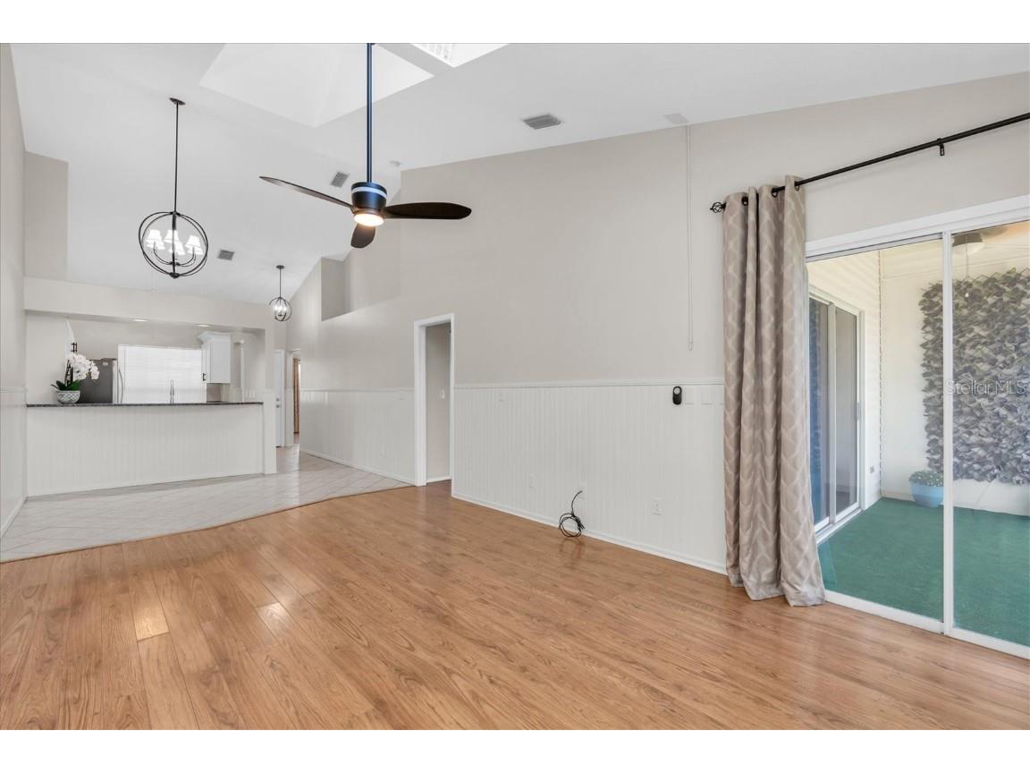 106 Sun Isle Circle #11 Treasure Island FL 33706 TB8441617 image10