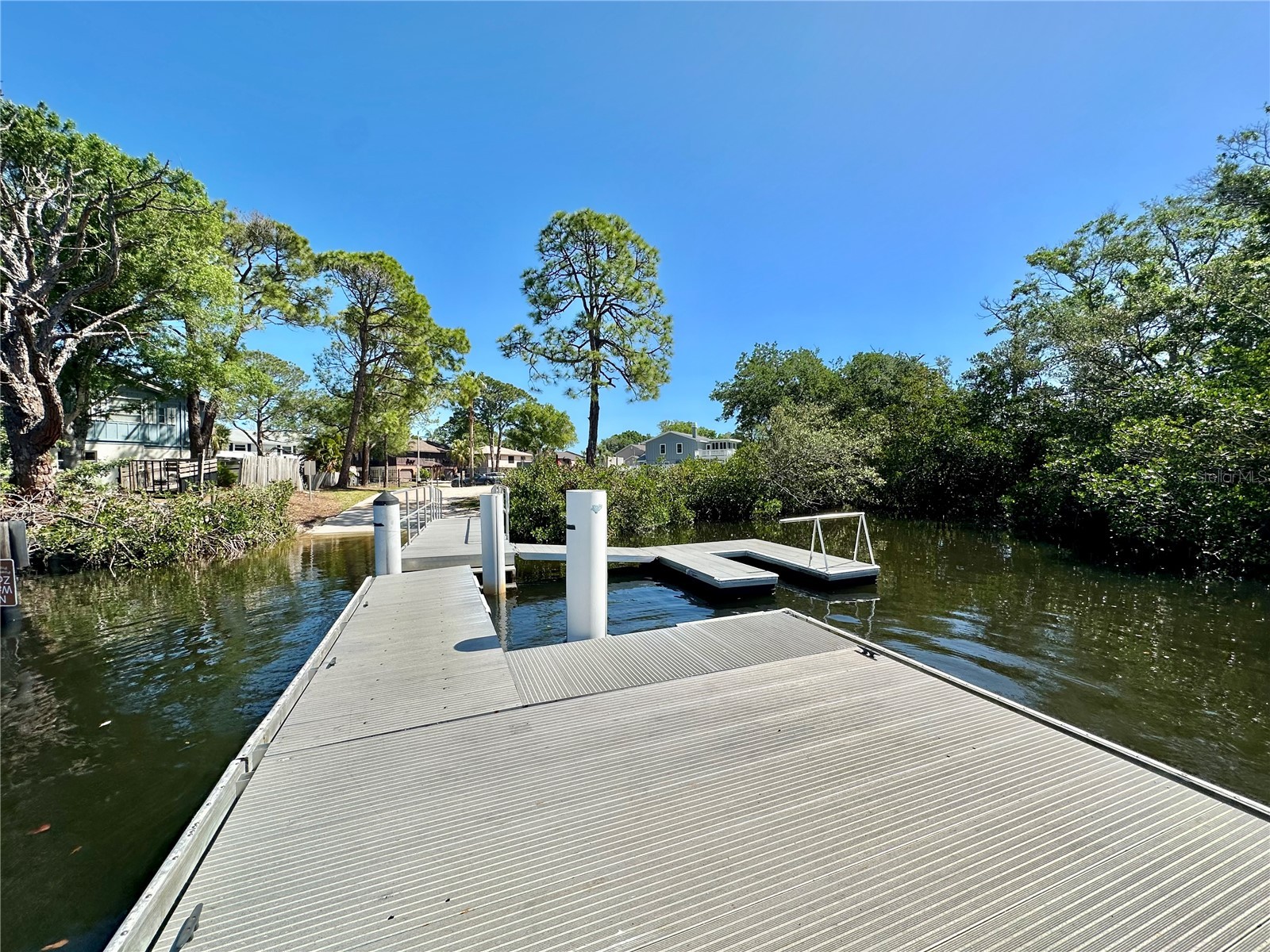 106 Sunrise Drive Palm Harbor FL 34683 OM722096 image26