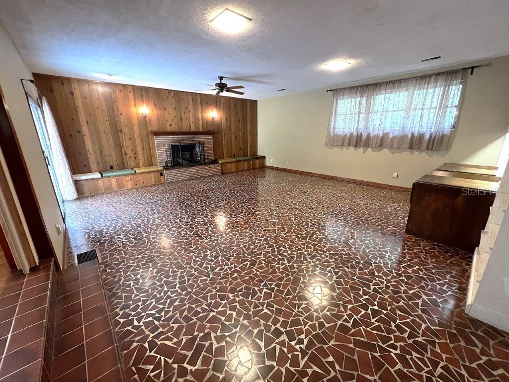 106 SW 38th Street Gainesville FL 32607 GC539852 image5