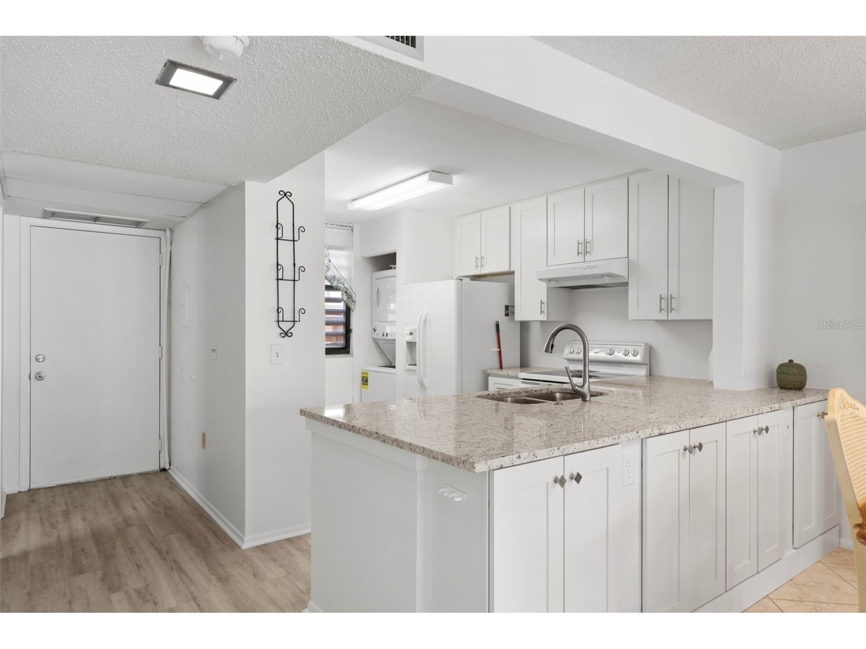 106 Tidewater Drive Bradenton FL 34210 A4695107 image8