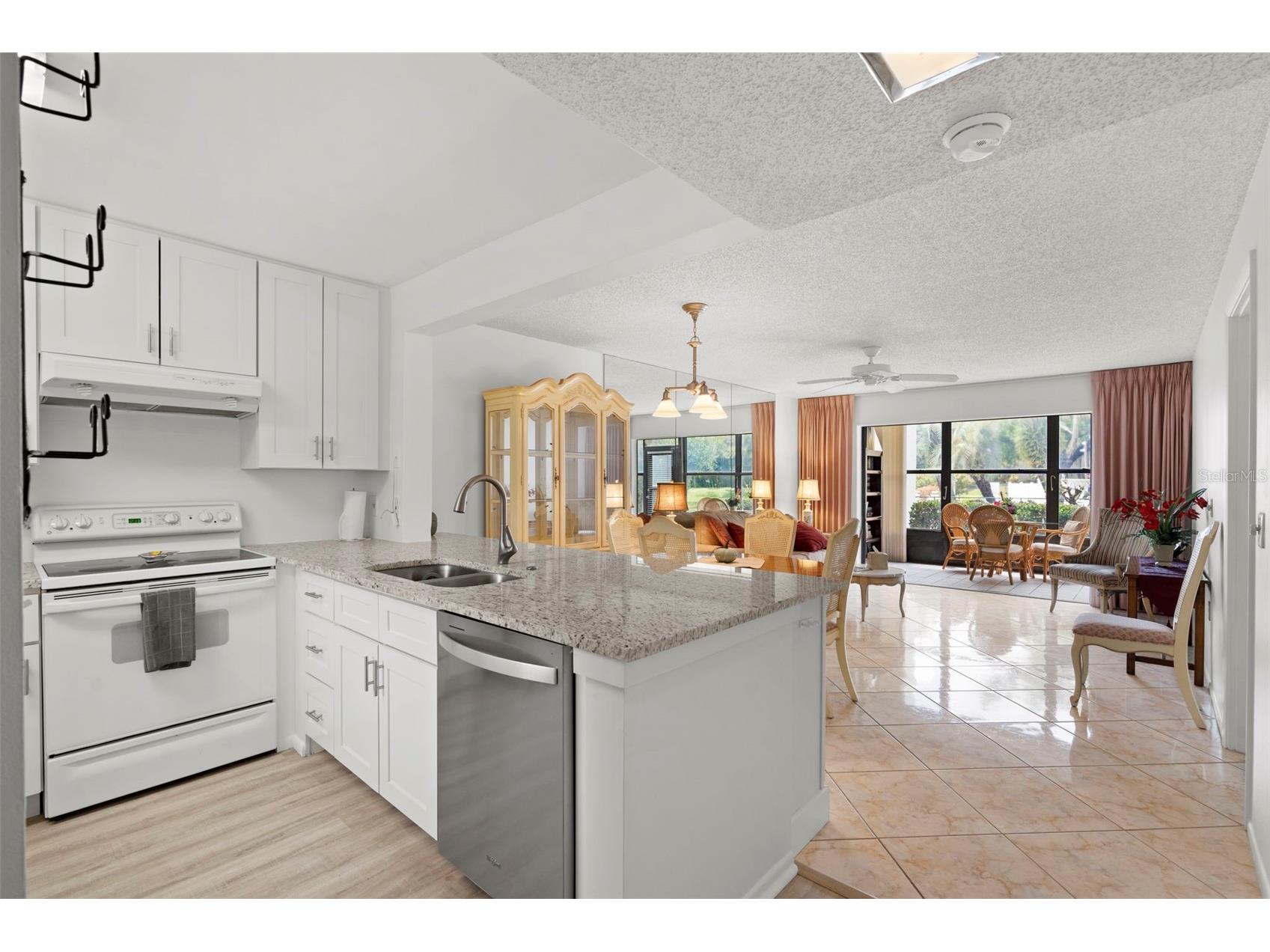 106 Tidewater Drive Bradenton FL 34210 A4695107 image9