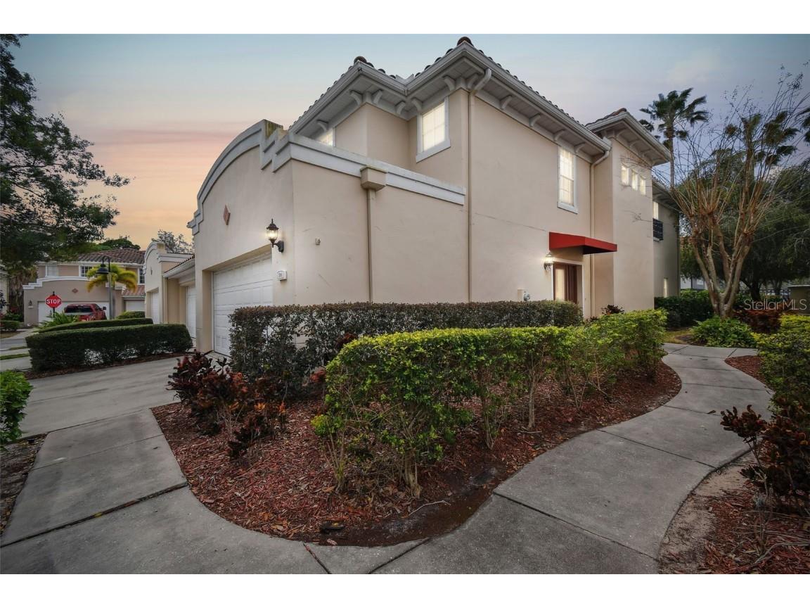 106 Valencia Circle Saint Petersburg FL 33716 U8228846 image1