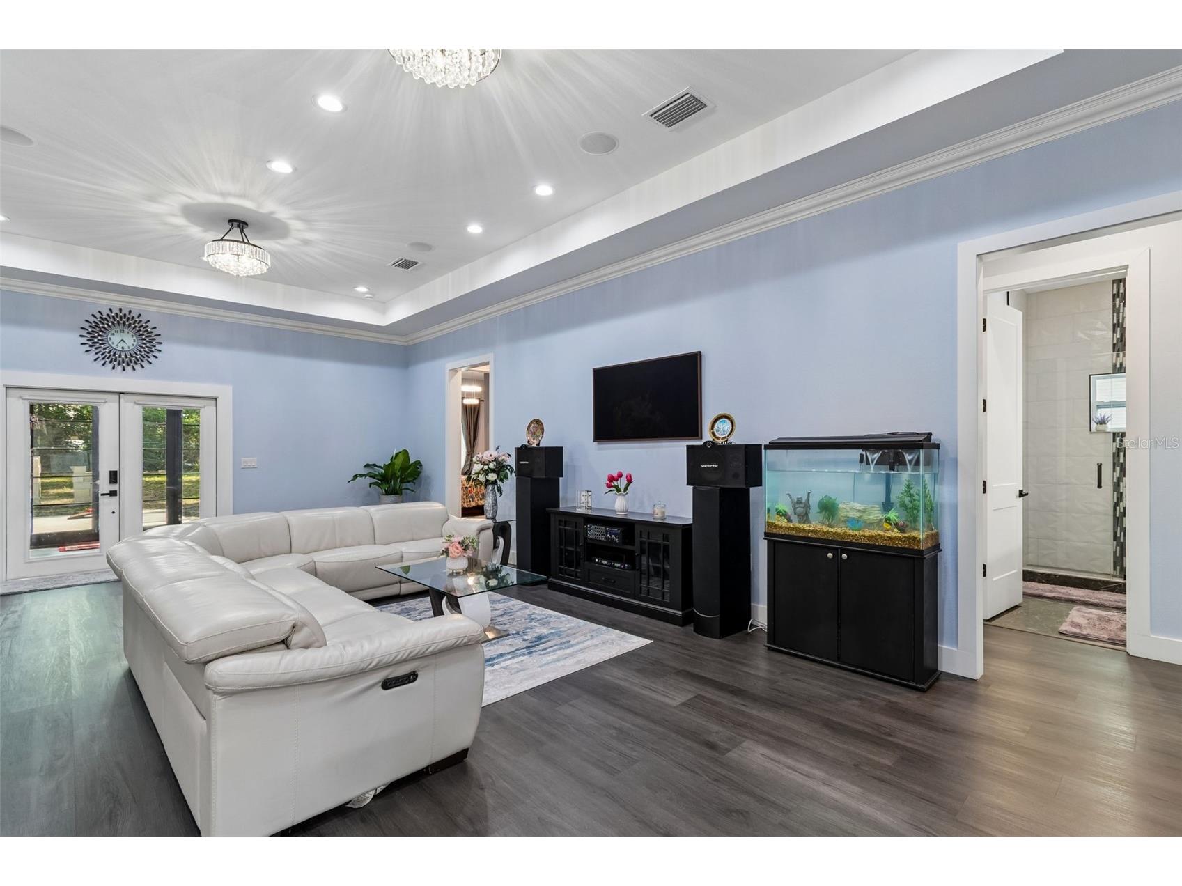 106 W 122nd Avenue Tampa FL 33612 TB8497151 image21