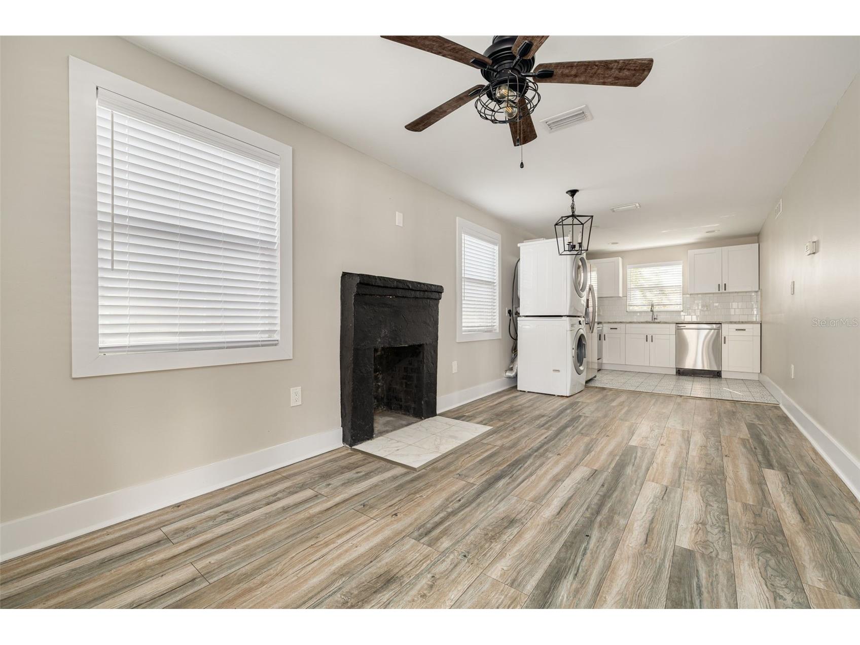 106 W Haya Street Tampa FL 33603 TB8468353 image2