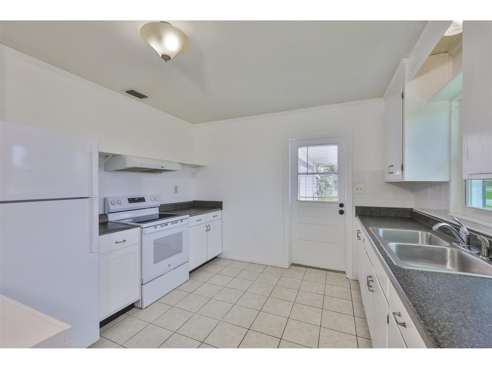 106 W North Branch Road Ruskin FL 33570 TB8403791 image6