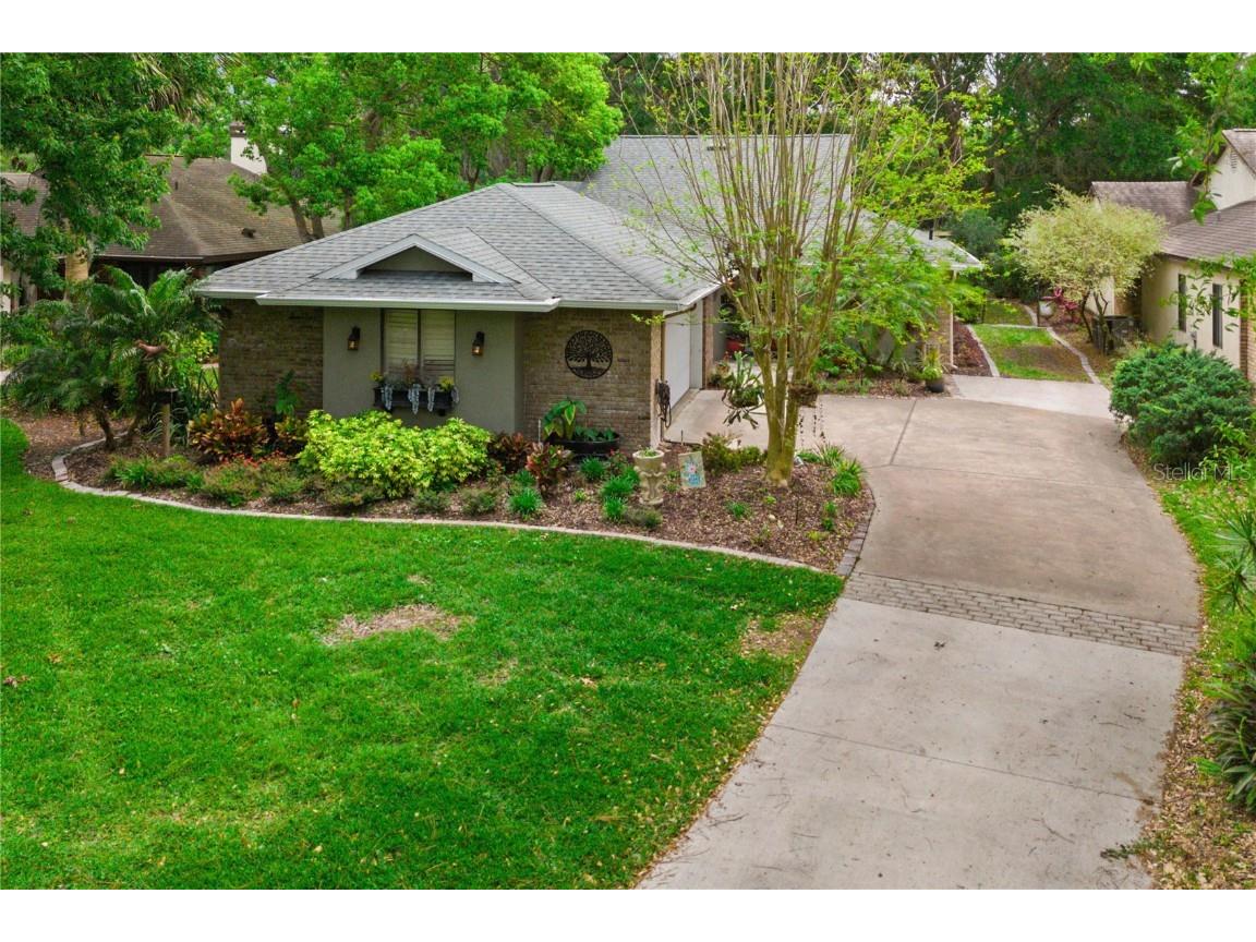 106 Waterwood Drive Yalaha FL 34797 O6288471 image1