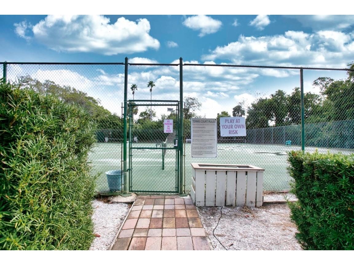 106 Wild Palm Drive #106 Bradenton FL 34210 A4674017 image38