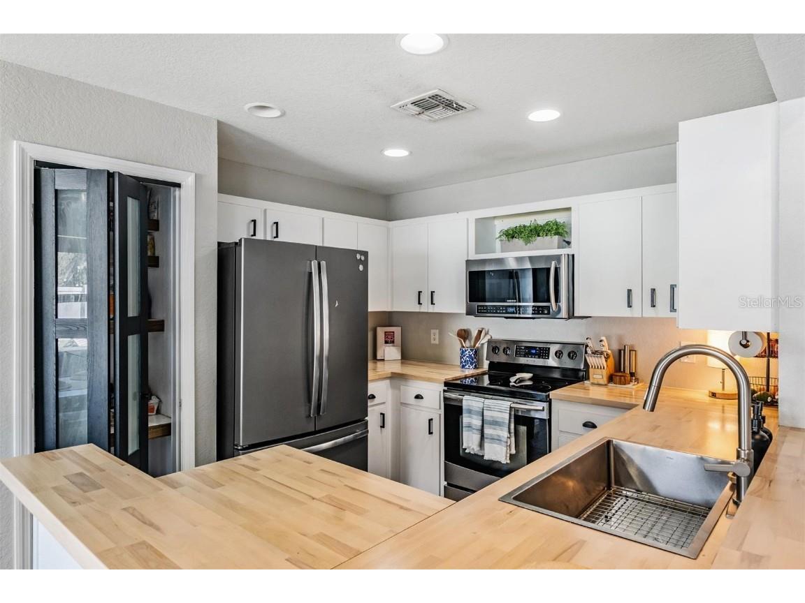 106 Winston Manor Circle Seffner FL 33584 TB8434994 image9