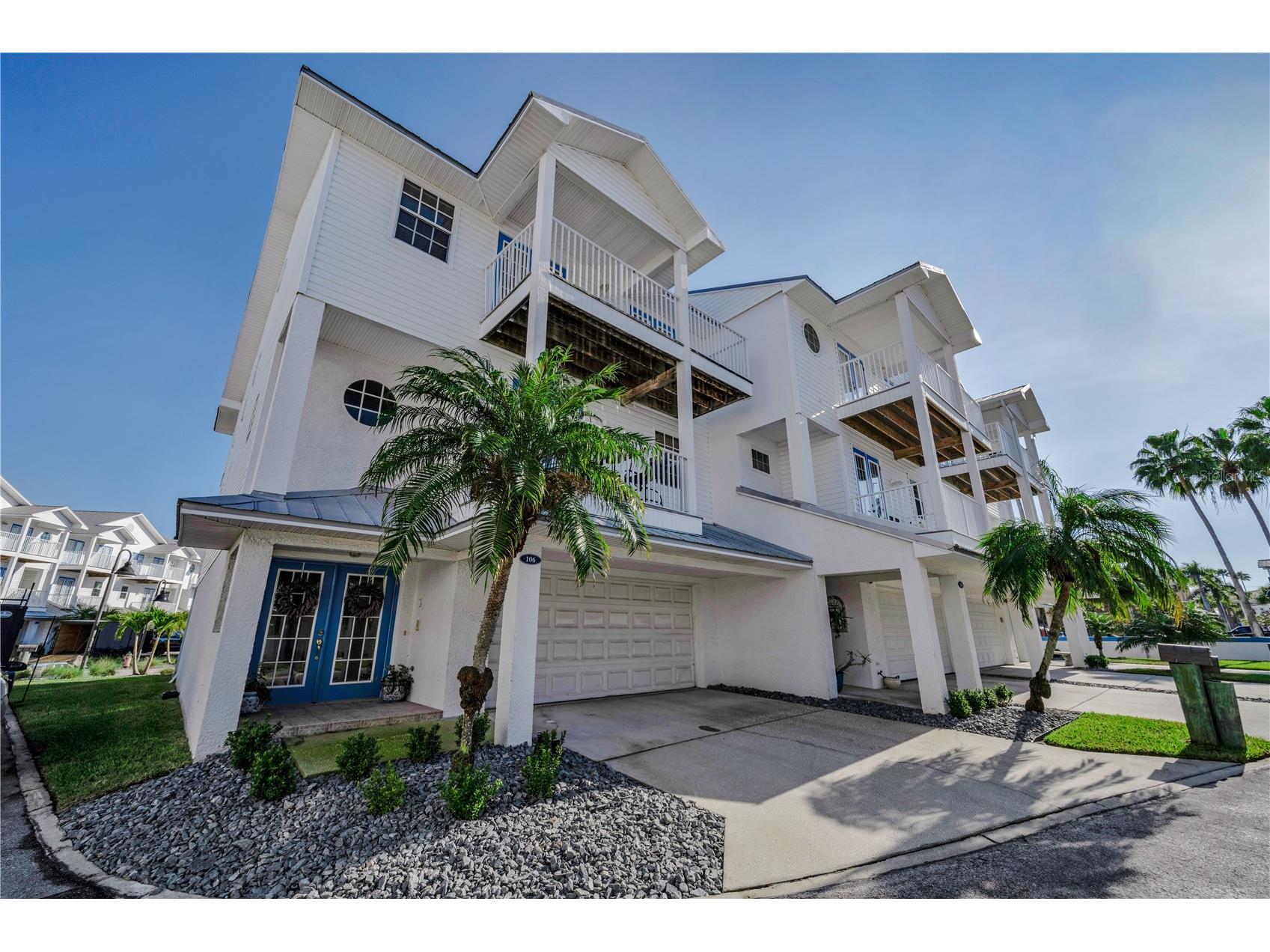 106 Yacht Club Circle North Redington Beach FL 33708 TB8469469 image1