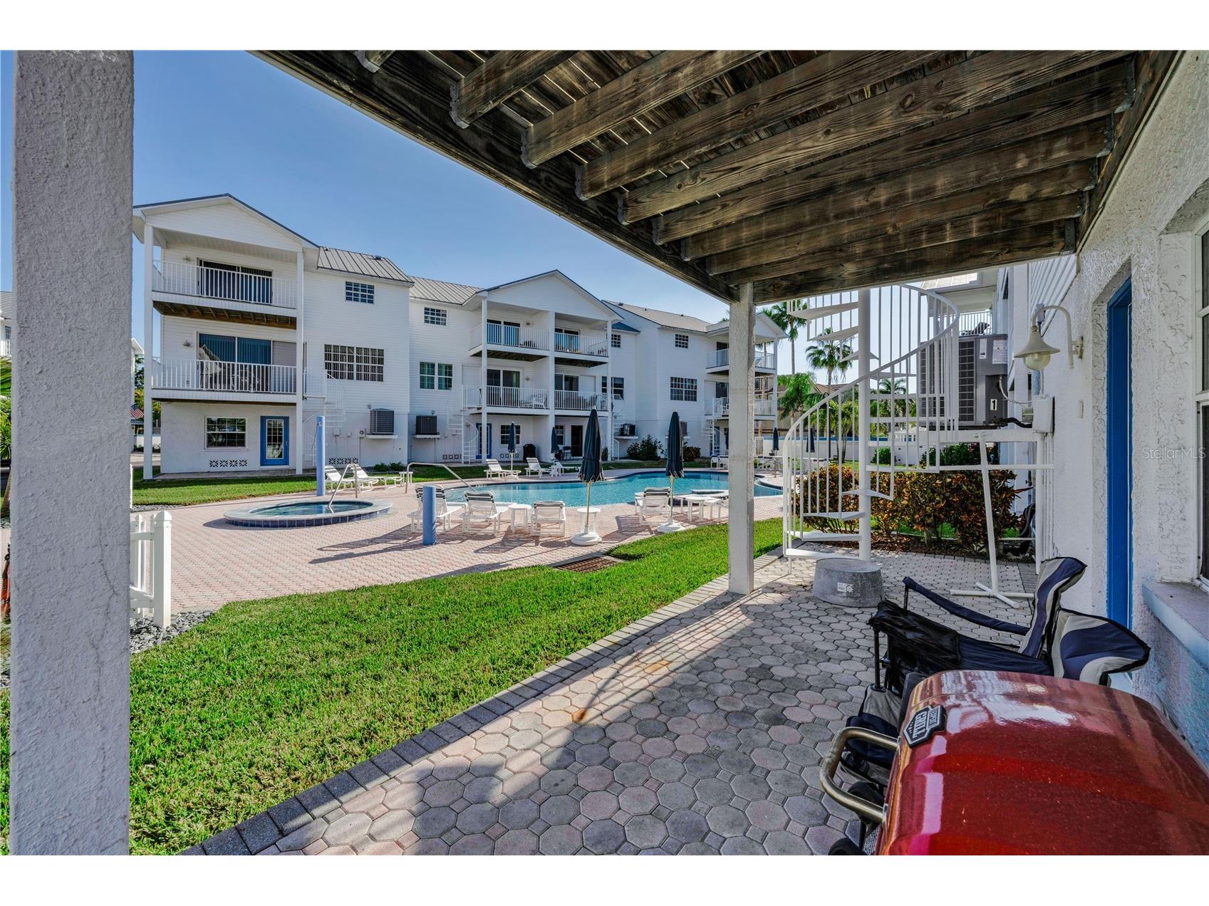 106 Yacht Club Circle North Redington Beach FL 33708 TB8469469 image10