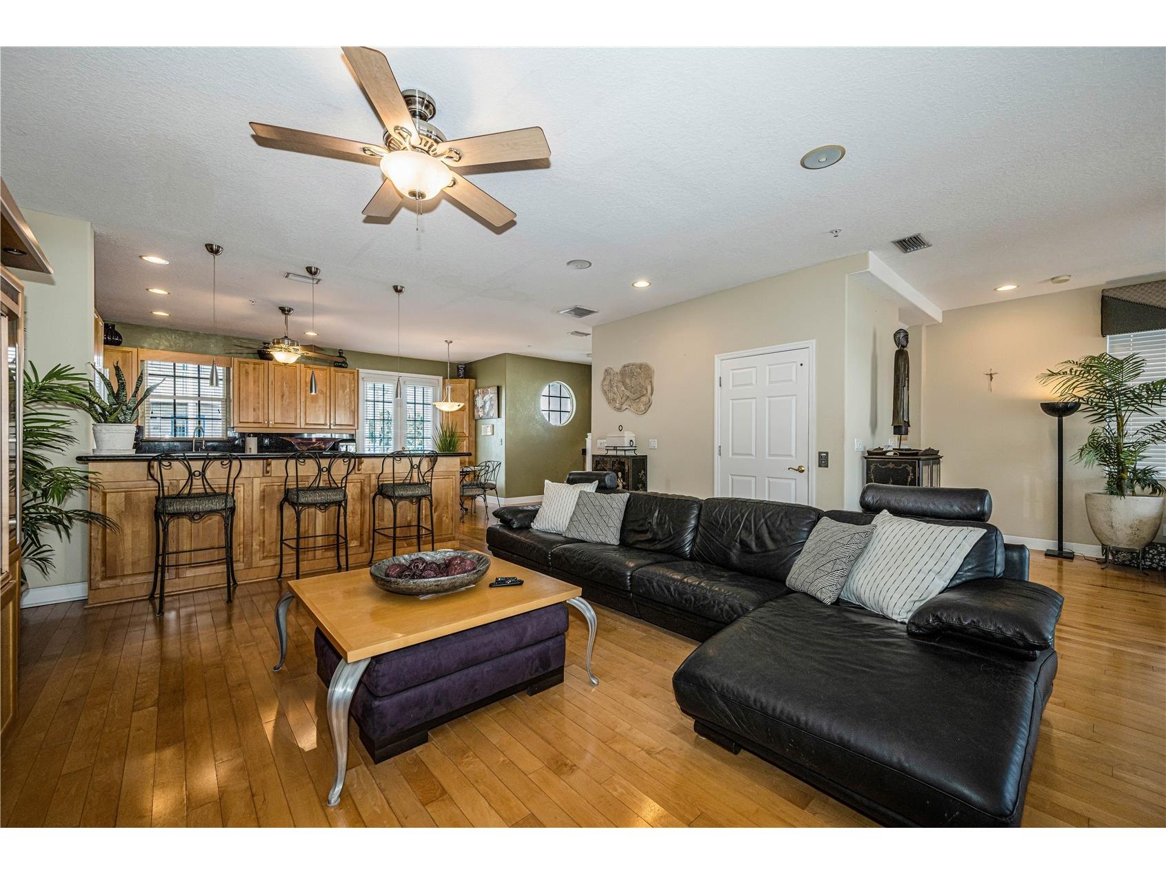 106 Yacht Club Circle North Redington Beach FL 33708 TB8469469 image21
