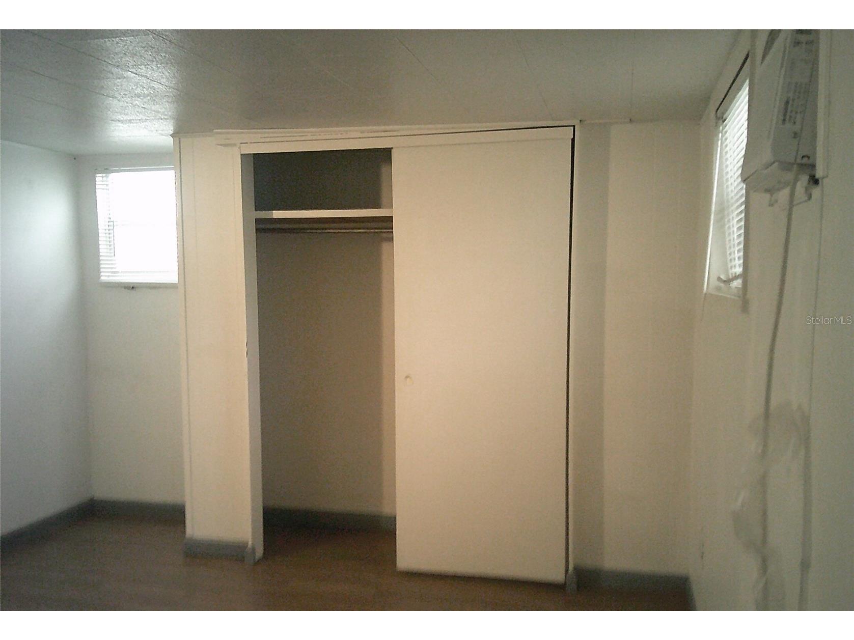 1060 65th Street S Saint Petersburg FL 33707 TB8485120 image15