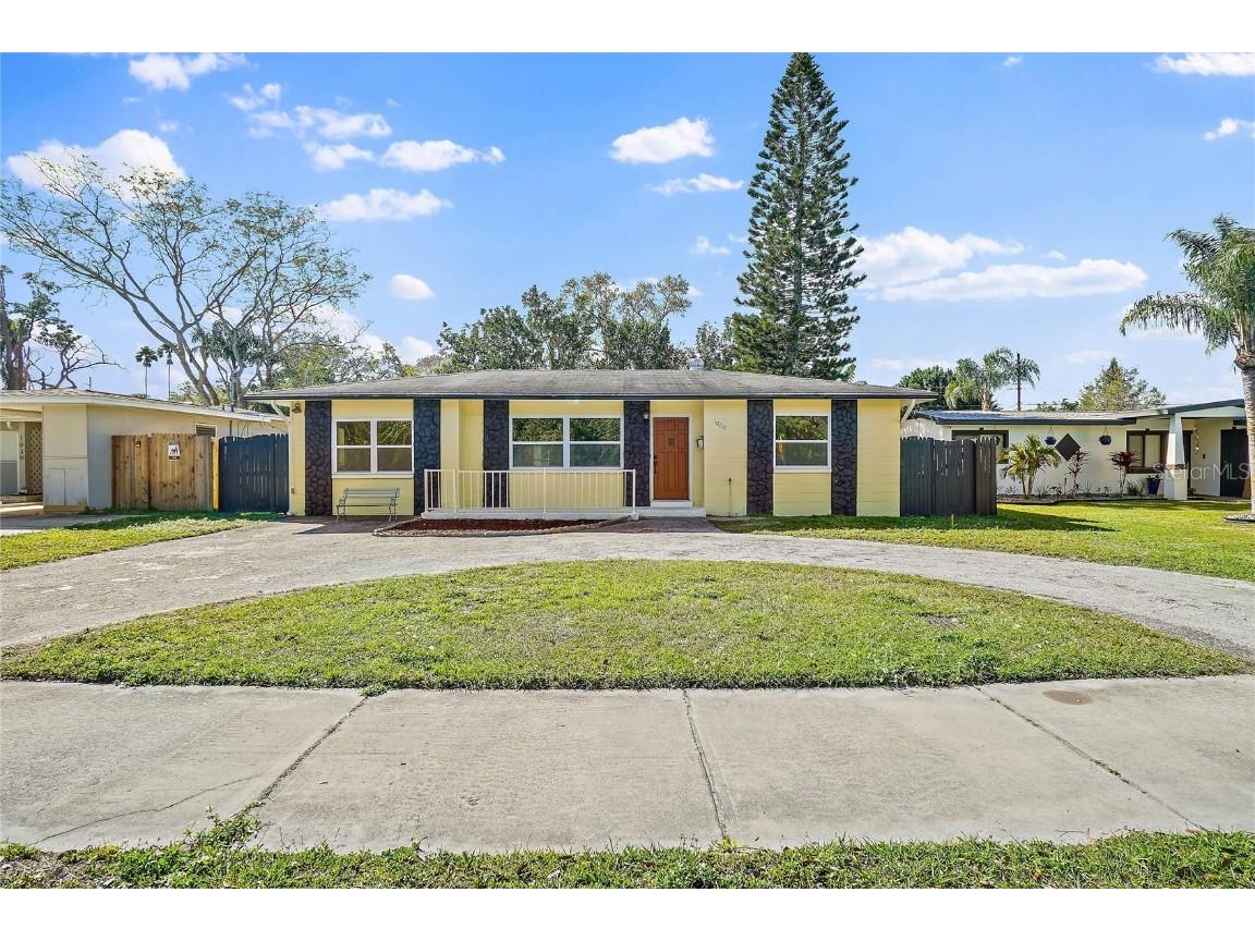 1060 77th Avenue N Saint Petersburg FL 33702 T3420321 image1