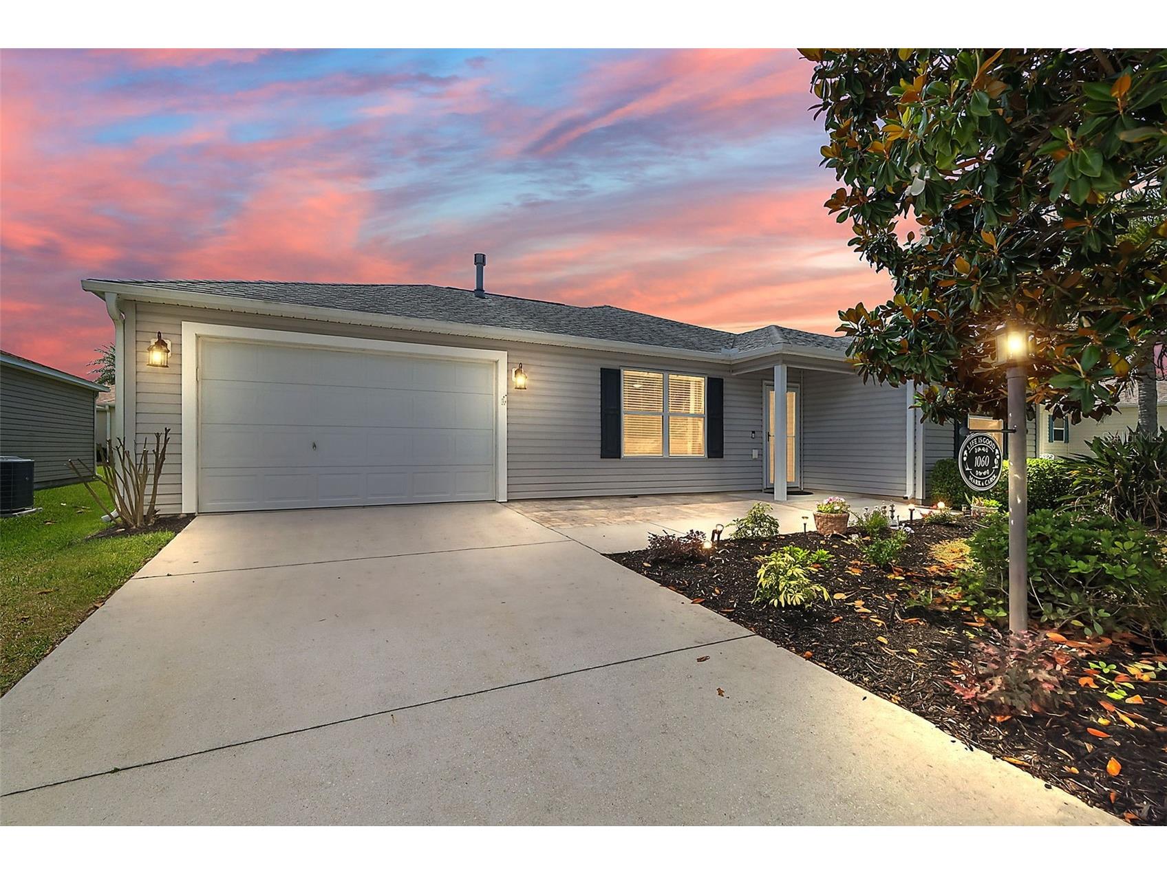 1060 Golden Grove Drive The Villages FL 32162 G5111955 image1