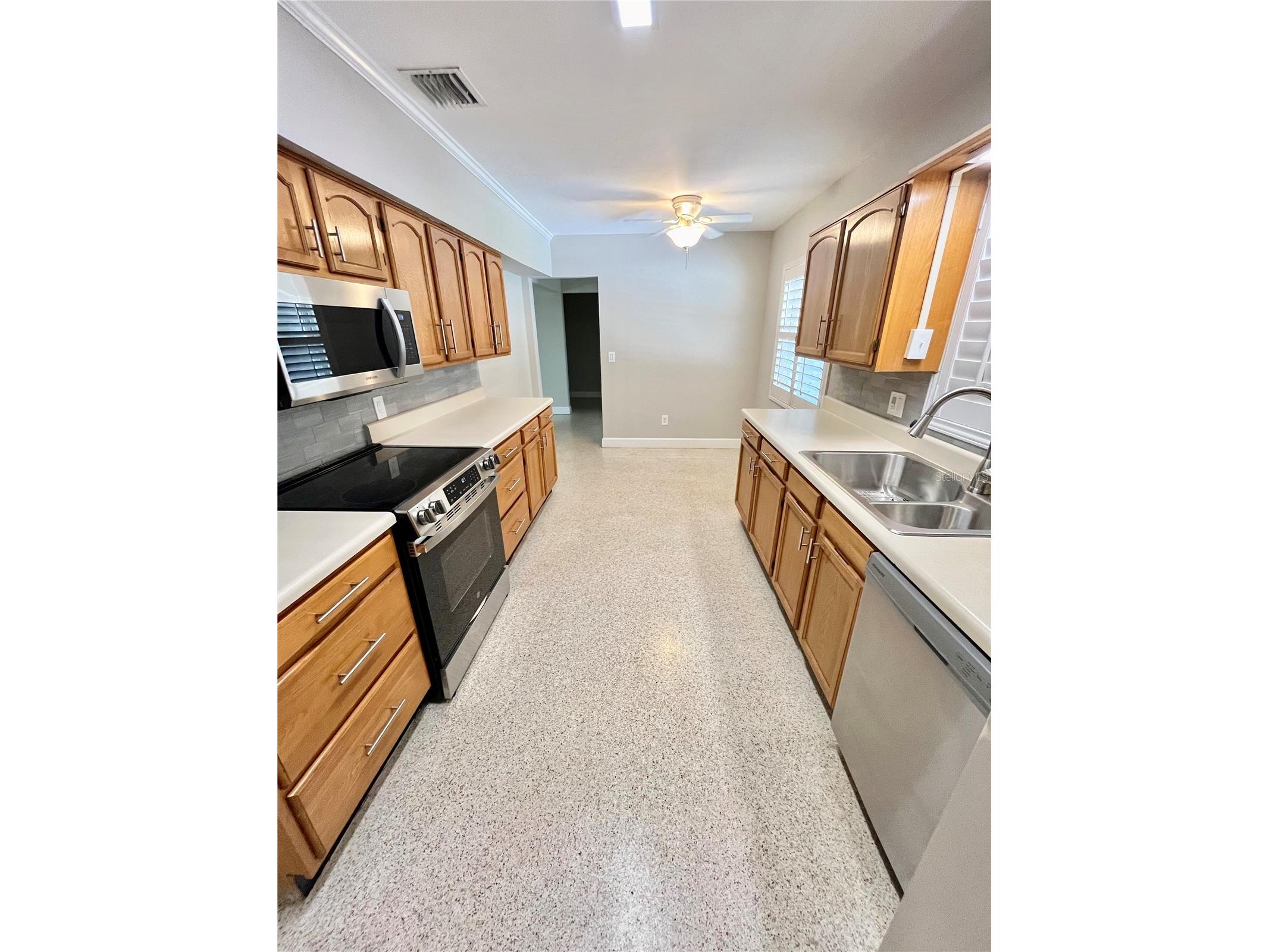 1060 Jesse Avenue Safety Harbor FL 34695 W7881797 image9