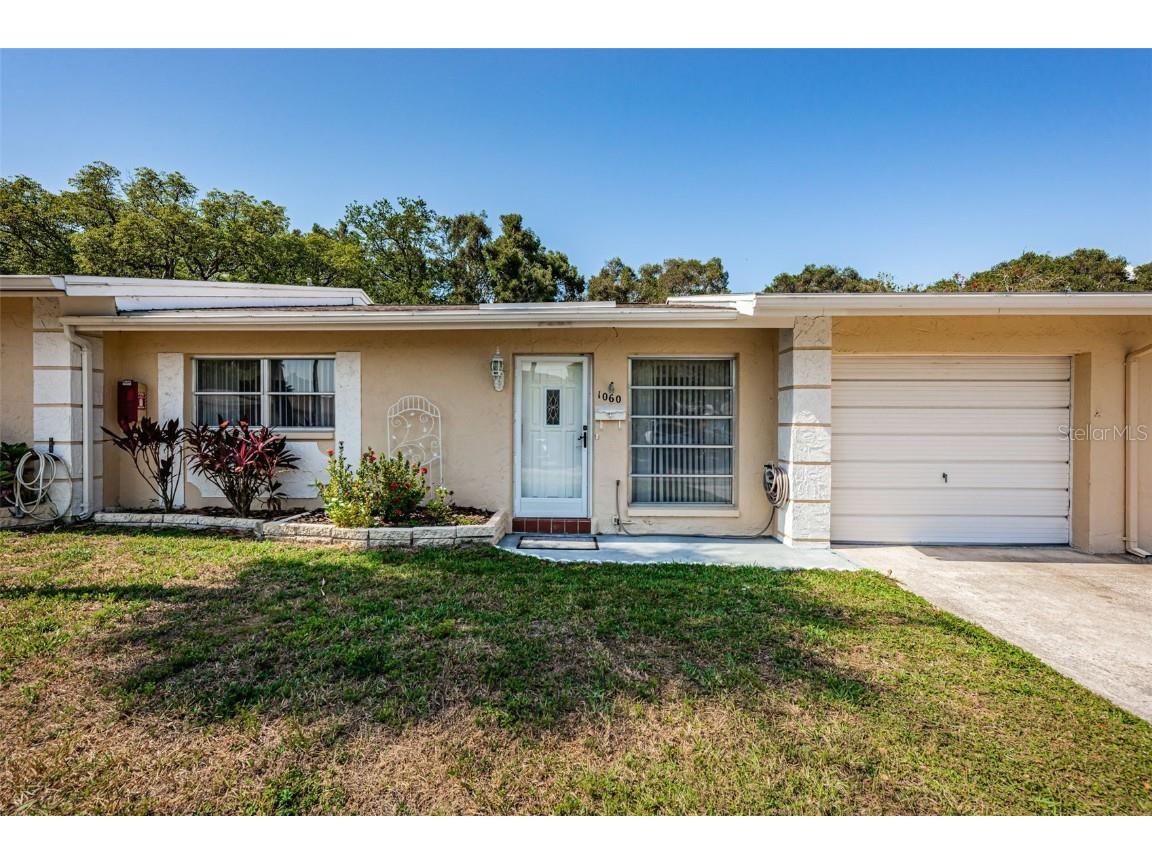 1060 Loch Haven Drive N Dunedin FL 34698 U8198877 image1