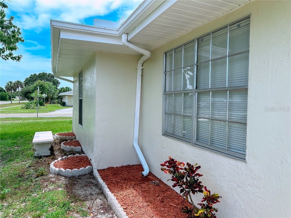 1060 Mariposa Drive NE Palm Bay FL 32905 O6325311 image4