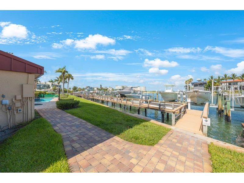 1060 Pinellas Bayway S #103 Saint Petersburg FL 33715 - LOCATED ON GRAND CANAL TB8349513 image38
