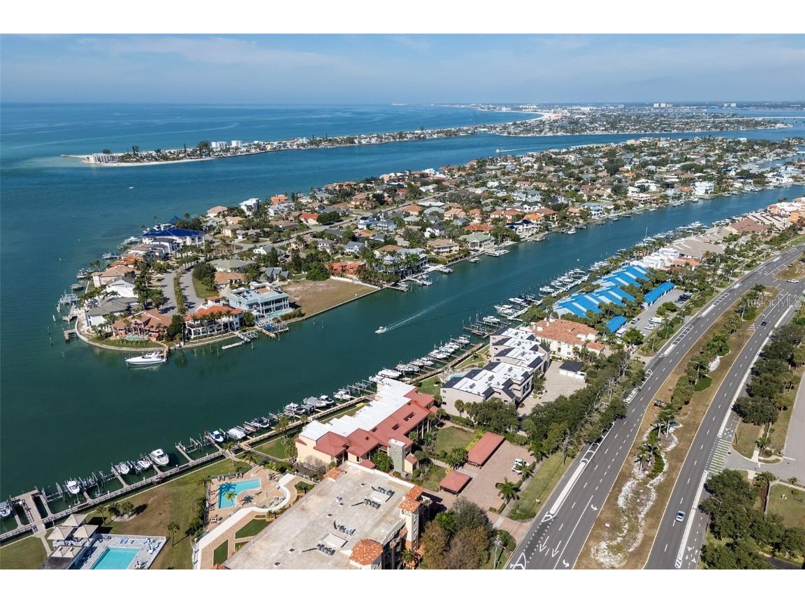 1060 Pinellas Bayway S #106 Saint Petersburg FL 33715 TB8451836 image33
