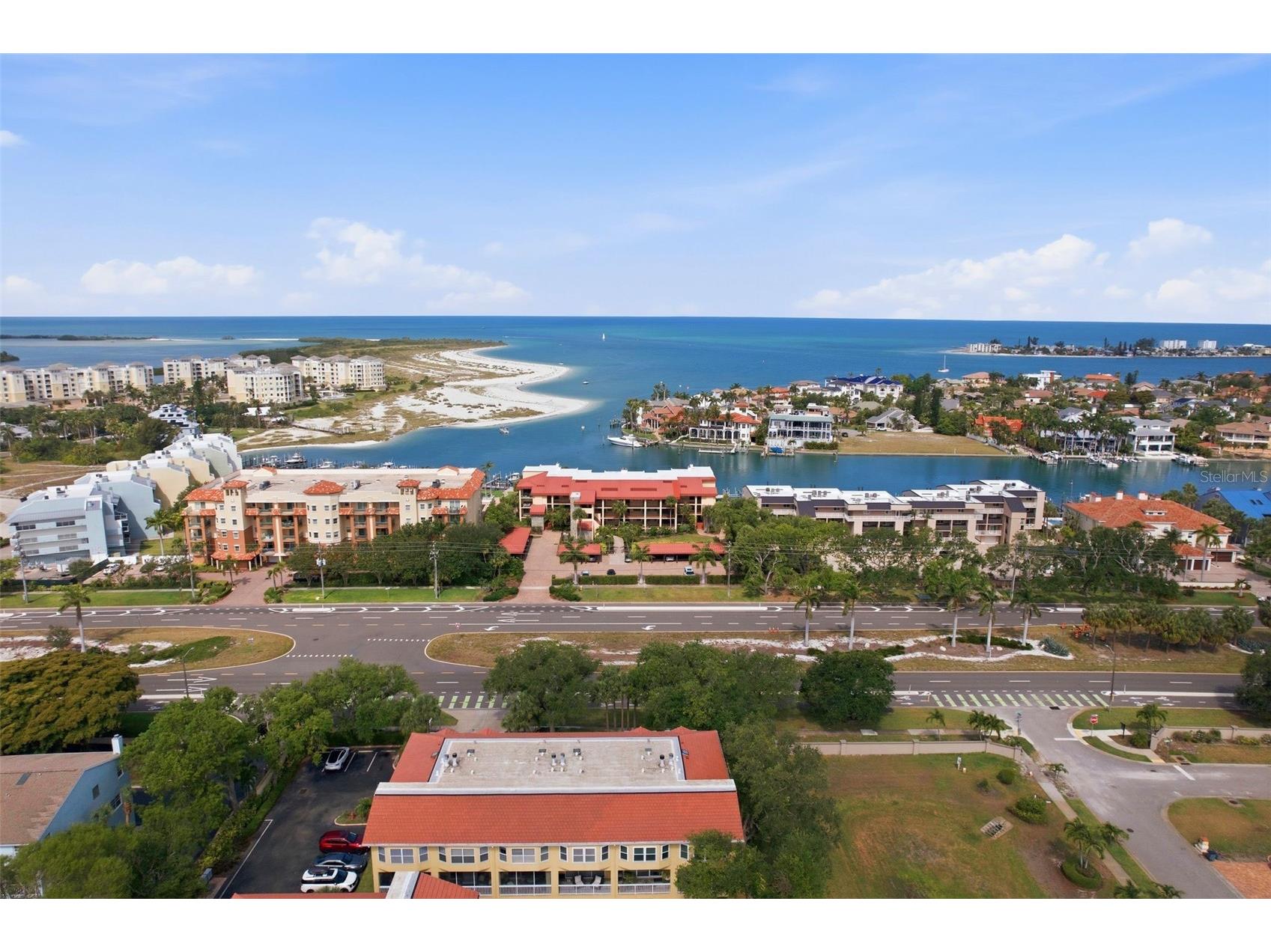 1060 Pinellas Bayway S #204 Tierra Verde FL 33715 TB8506813 image2