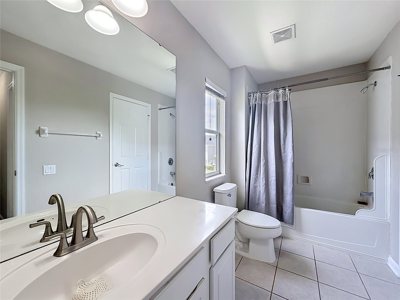 1060 Rock Harbor Avenue Orlando FL 32828 O6413301 image45