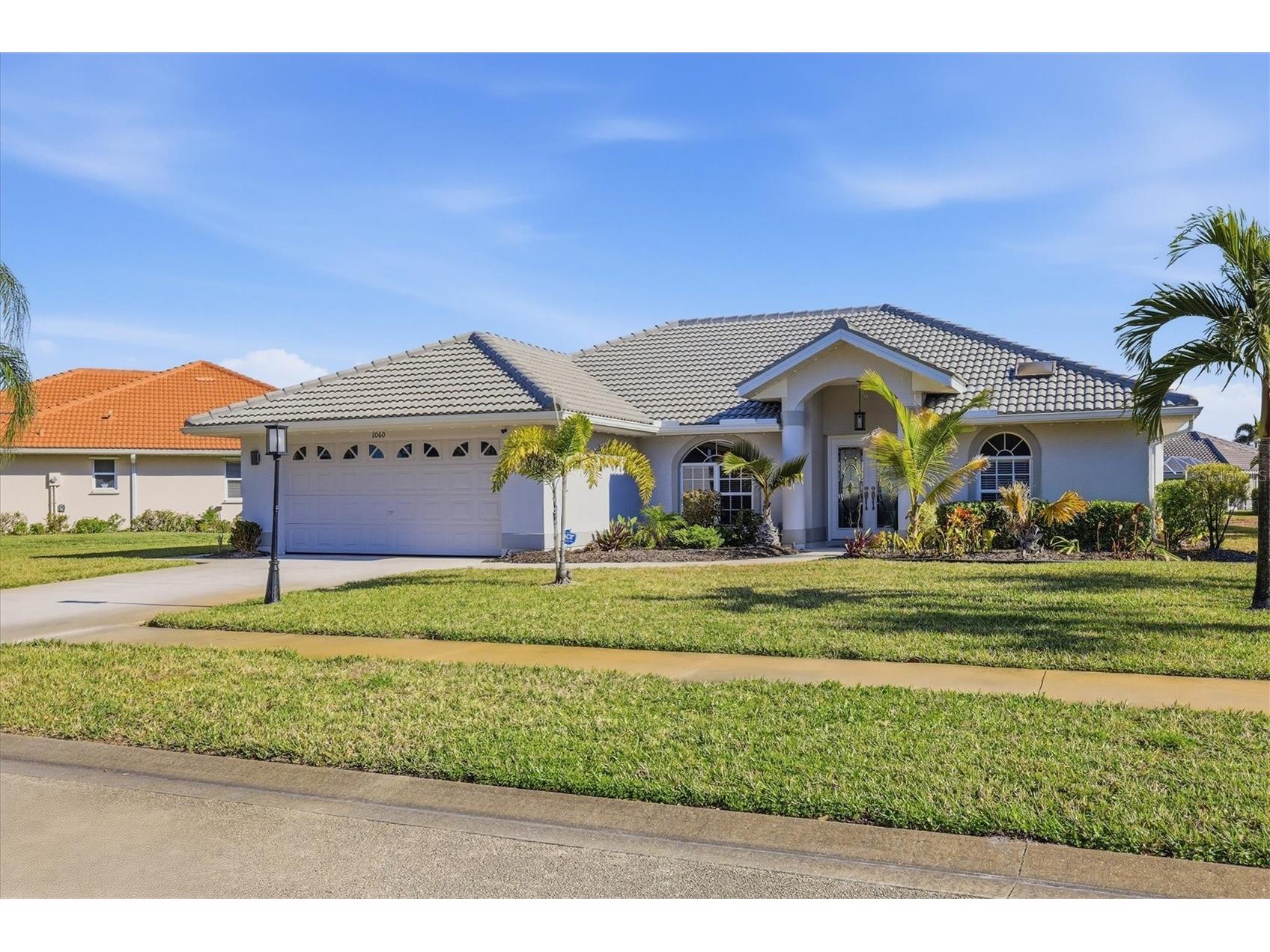 1060 Truman Street Nokomis FL 34275 A4680606 image1