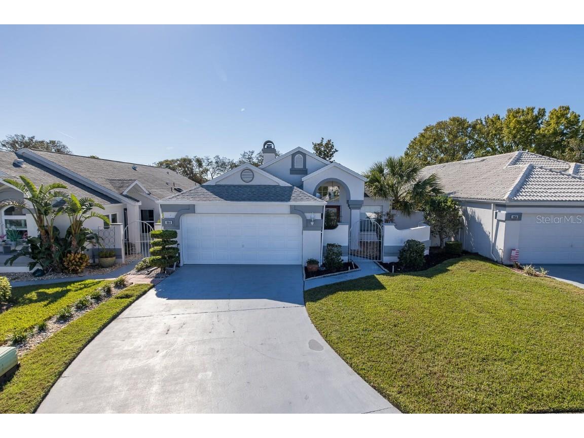 1060 Vista Fina Court Spring Hill FL 34608 W7870177 image1