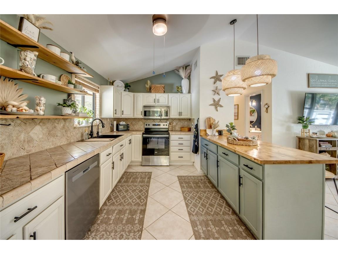 10600 Habitat Trail Bokeelia FL 33922 O6355890 image2