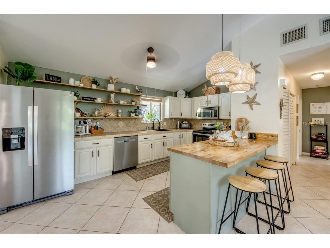 10600 Habitat Trail Bokeelia FL 33922 O6355890 image5