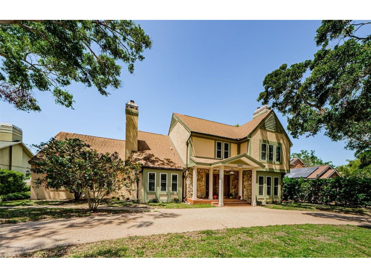 10600 Indian Hills Court Seminole FL 33777 - POND ON THE GOLFCOURSE TB8373849 image1