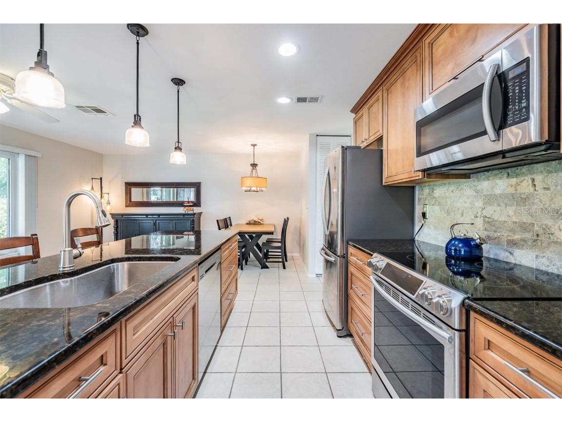 10600 Mira Vista Drive Port Richey FL 34668 W7880951 image9