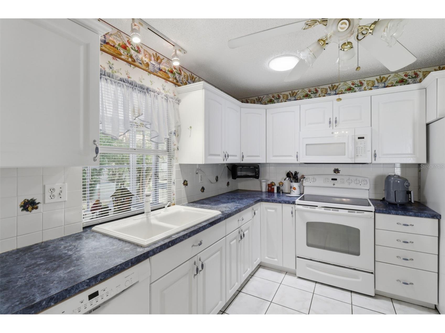 10600 Salamanca Drive Port Richey FL 34668 TB8511408 image9
