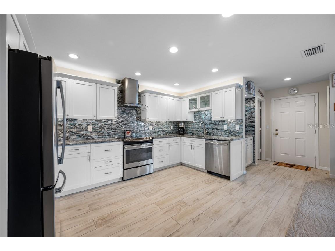 10600 Village Drive #201 Seminole FL 33772 TB8414676 image5