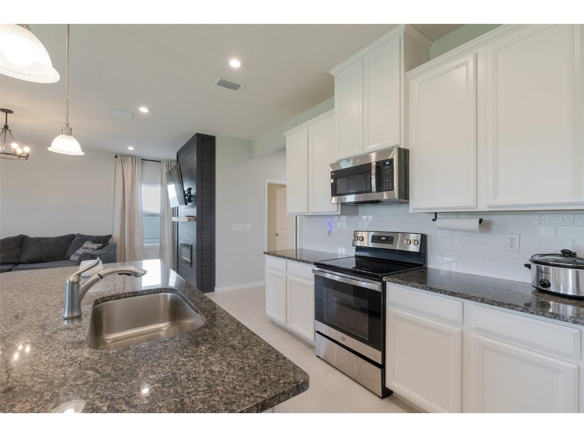 10604 High Noon Parrish FL 34219 A4662340 image11