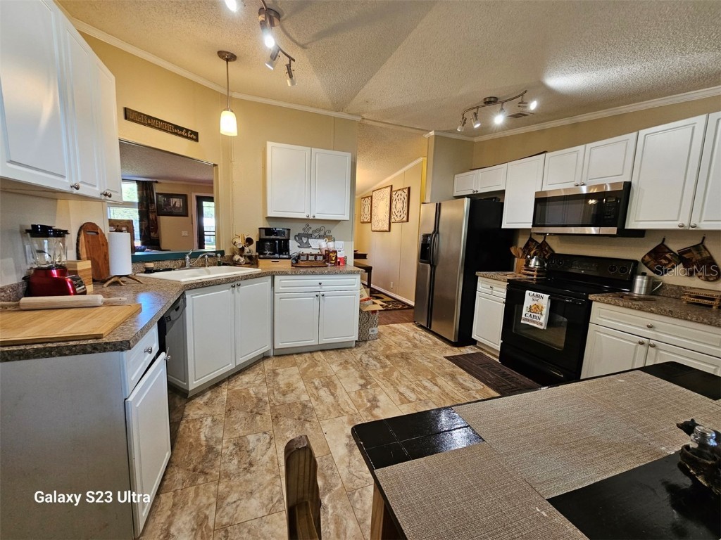 10605 2nd Street Thonotosassa FL 33592 TB8425307 image12