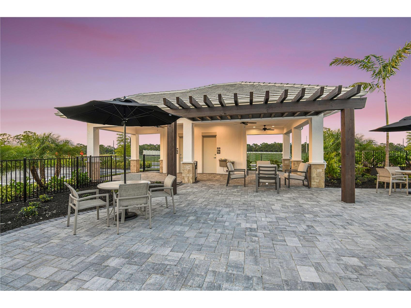 10605 Orbit Terrace Sarasota FL 34241 A4688097 image38