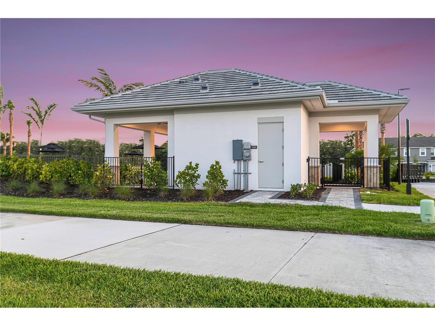 10605 Orbit Terrace Sarasota FL 34241 A4688097 image40