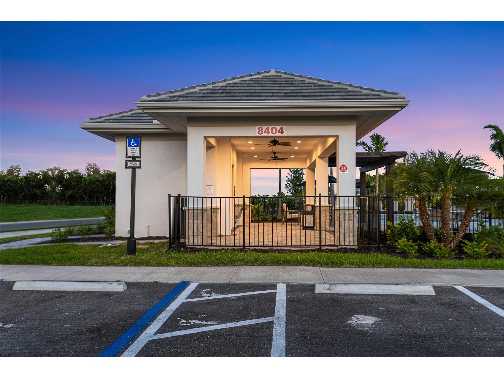 10605 Orbit Terrace Sarasota FL 34241 A4688097 image48