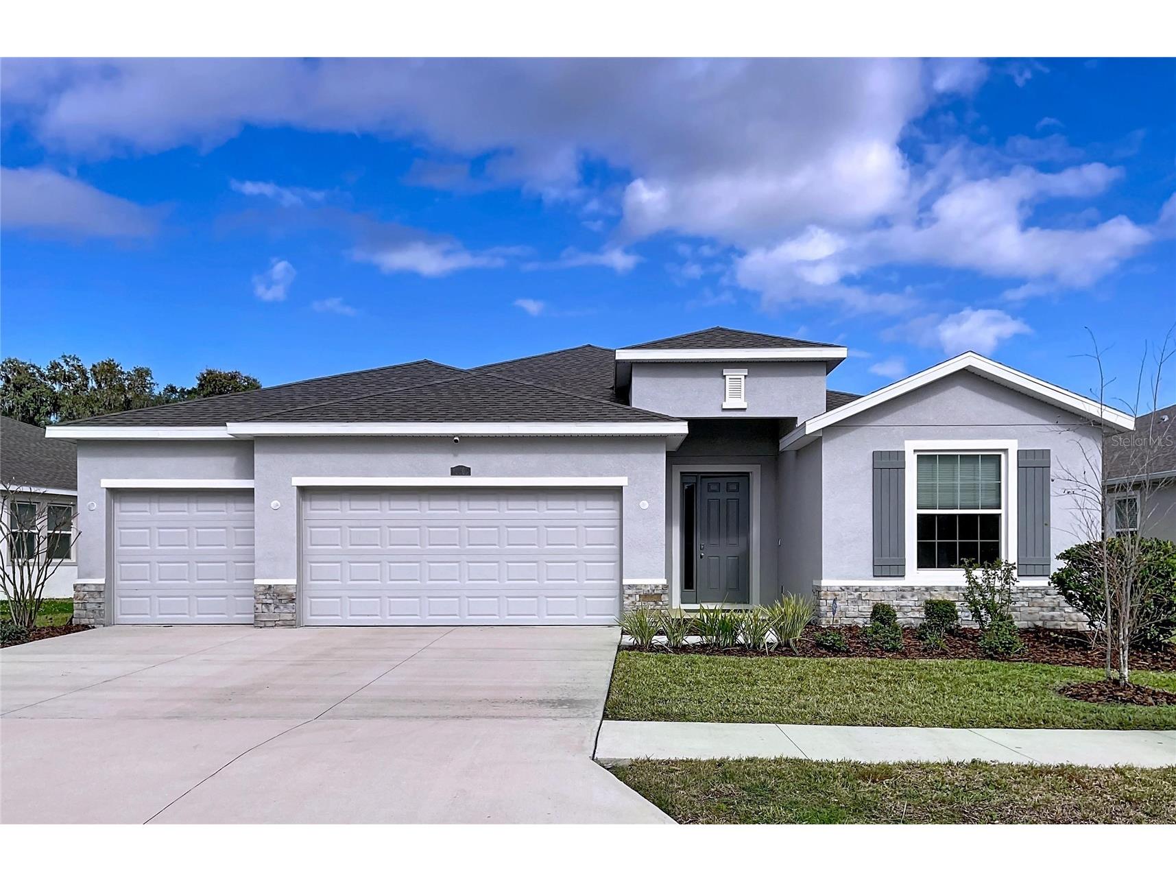 10609 Laxer Cay Loop San Antonio FL 33576 - RENTENTION POND WITH FOUNTAIN TB8463848 image3