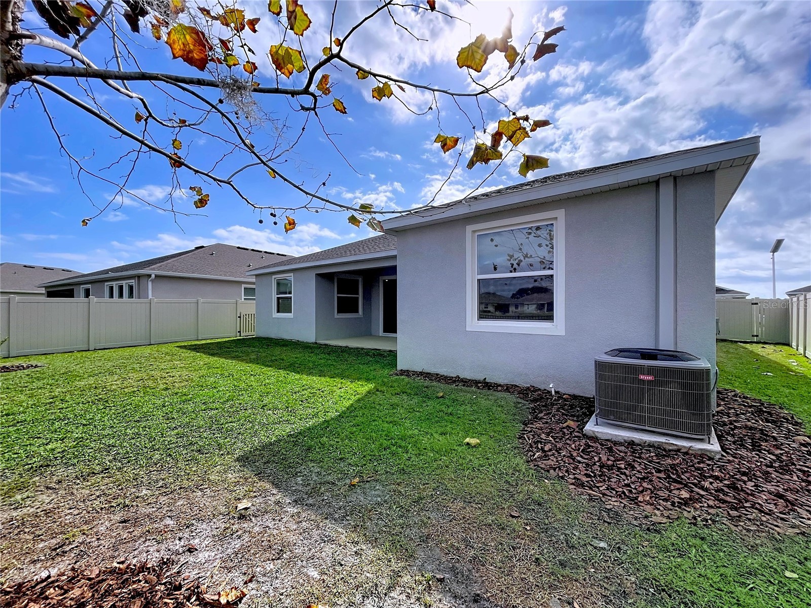 10609 Laxer Cay Loop San Antonio FL 33576 - RENTENTION POND WITH FOUNTAIN TB8463848 image36