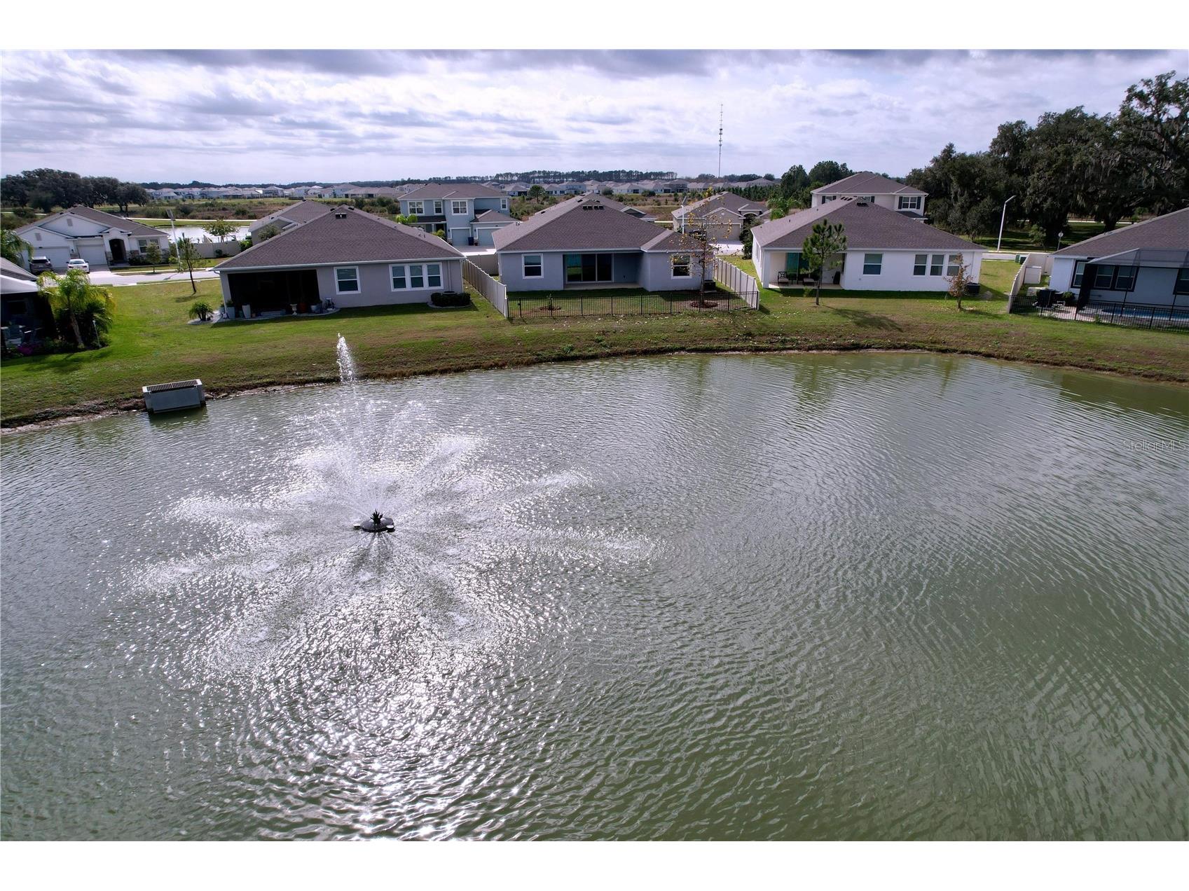 10609 Laxer Cay Loop San Antonio FL 33576 - RENTENTION POND WITH FOUNTAIN TB8463848 image37