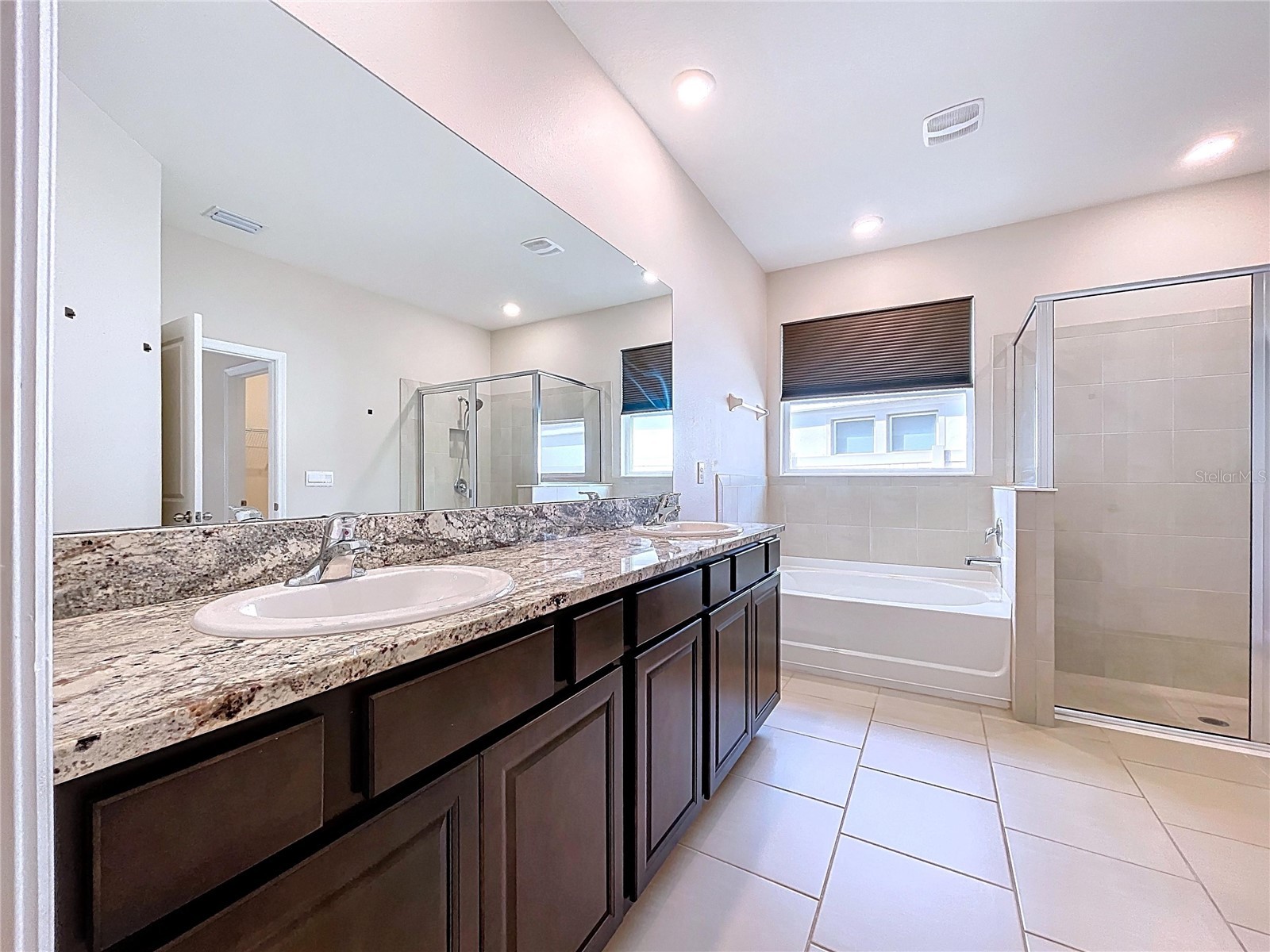 10609 Laxer Cay Loop San Antonio FL 33576 - RENTENTION POND WITH FOUNTAIN TB8463848 image43