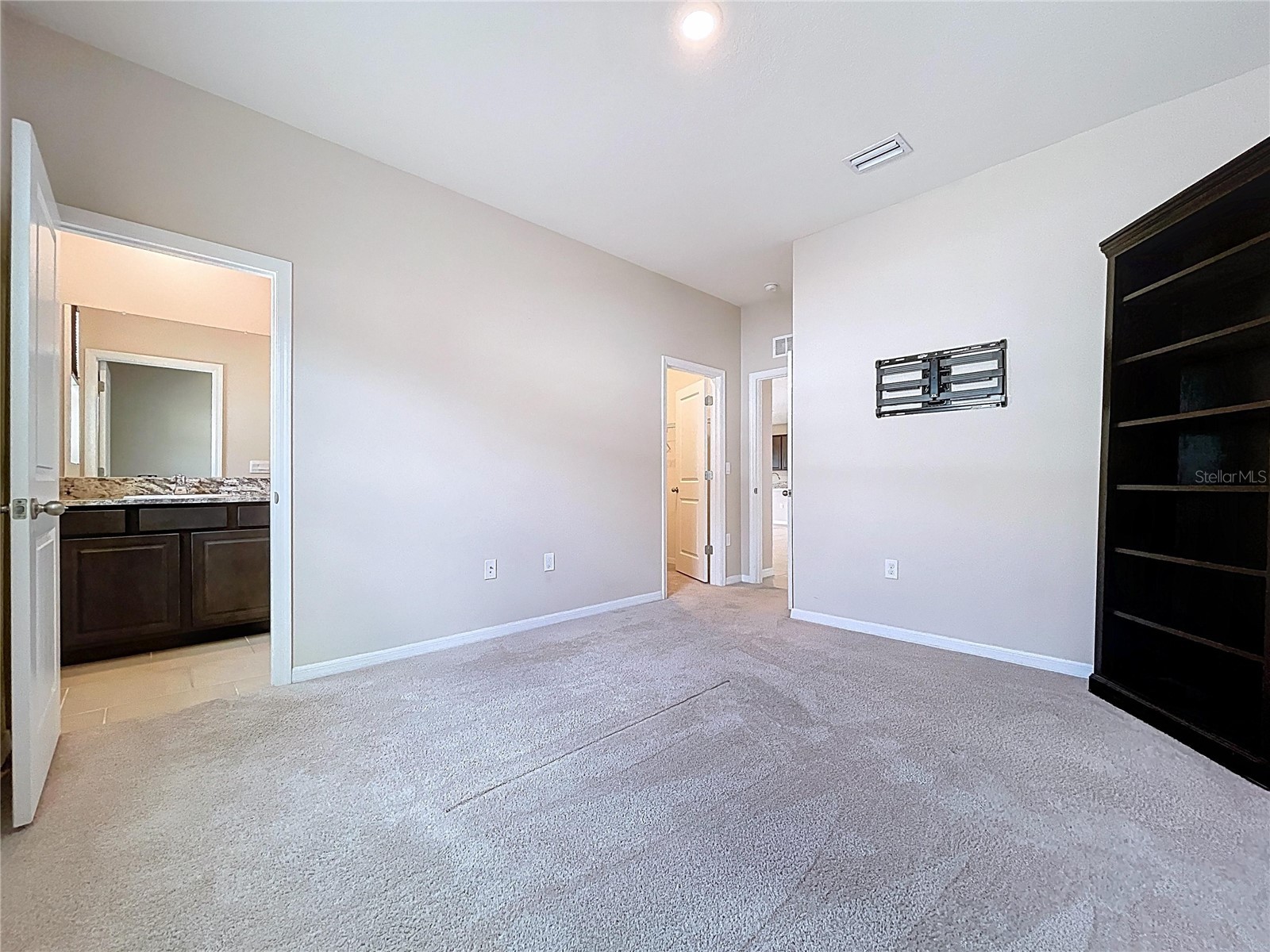 10609 Laxer Cay Loop San Antonio FL 33576 - RENTENTION POND WITH FOUNTAIN TB8463848 image49