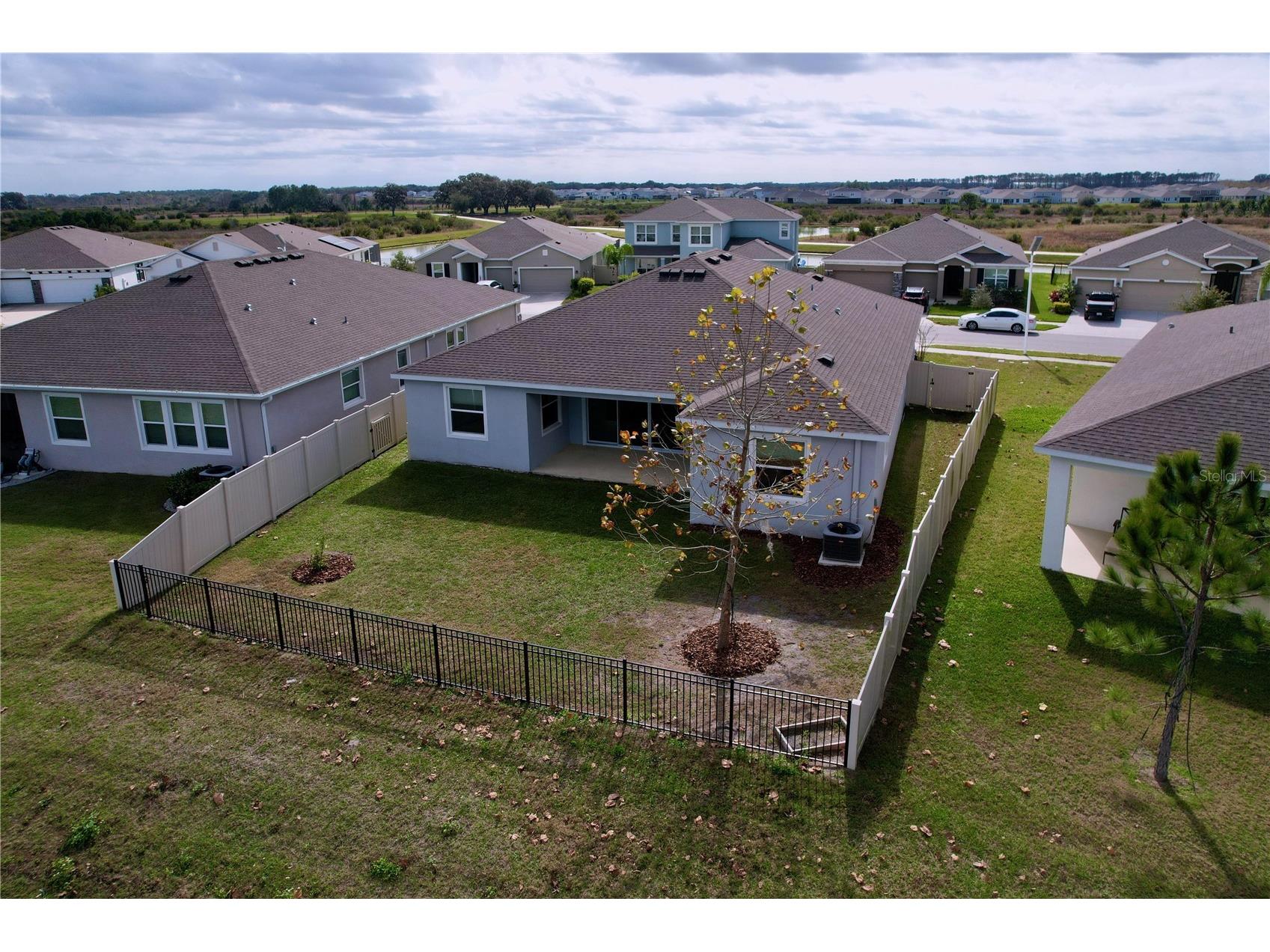 10609 Laxer Cay Loop San Antonio FL 33576 - RENTENTION POND WITH FOUNTAIN TB8463848 image59