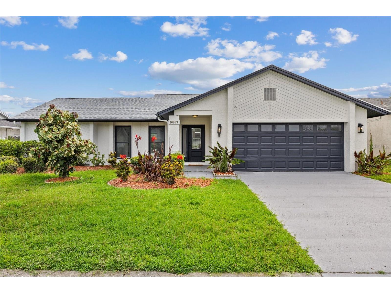 10609 Out Island Drive Tampa FL 33615 TB8515198 image1