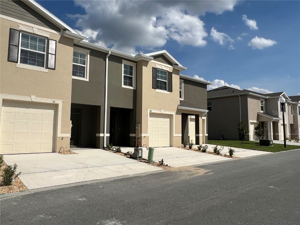 1061 Blue Jay Drive Davenport FL 33837 S5084623 image1