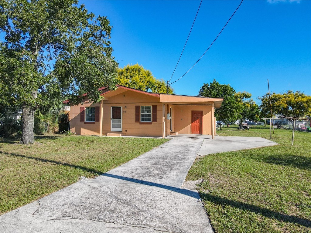 1061 Hiawatha Avenue Lake Wales FL 33853 P4936421 image1