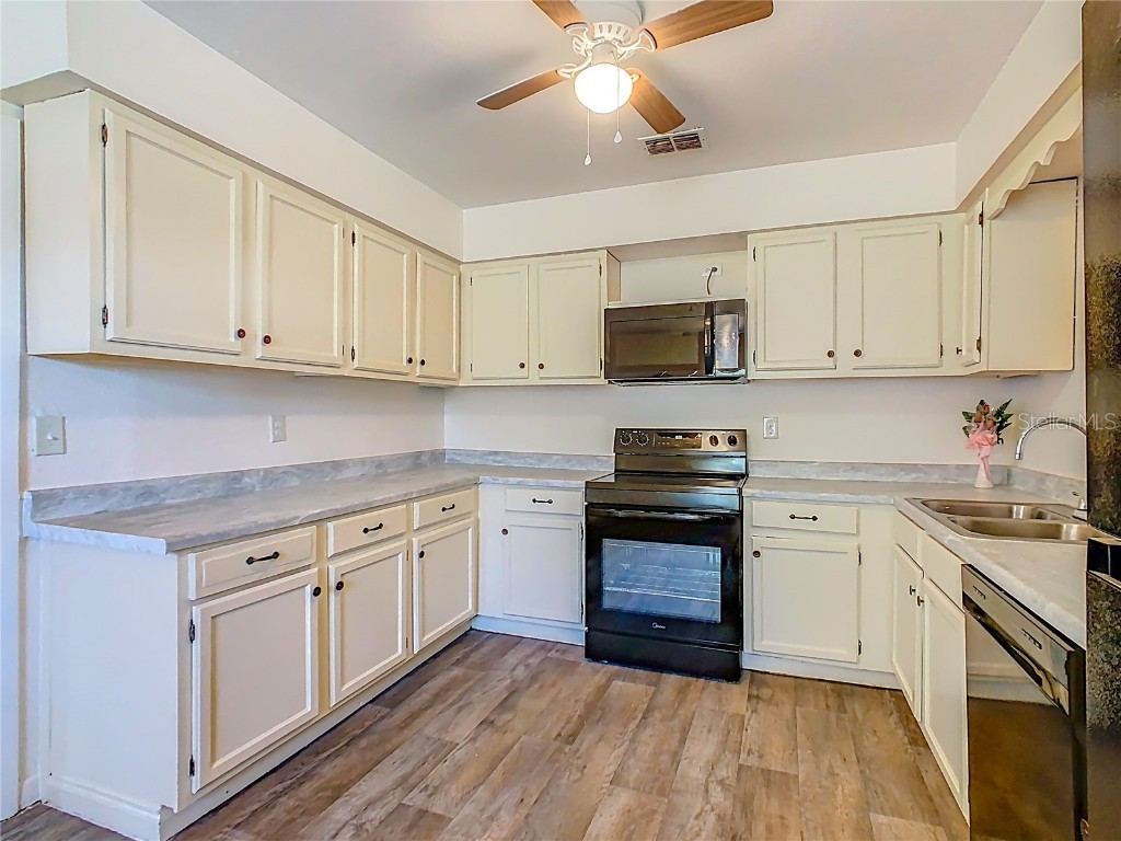 1061 Hiawatha Avenue Lake Wales FL 33853 P4936421 image12